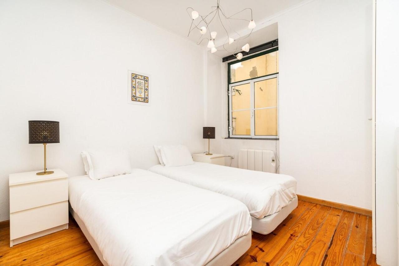 Charming 2 Bedroom Apartment Next To Praca Da Figueira Lisboa Exterior foto